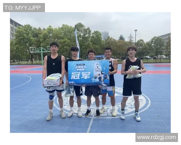 武汉篮球队团队协作深度解析与其他球队的对比分析